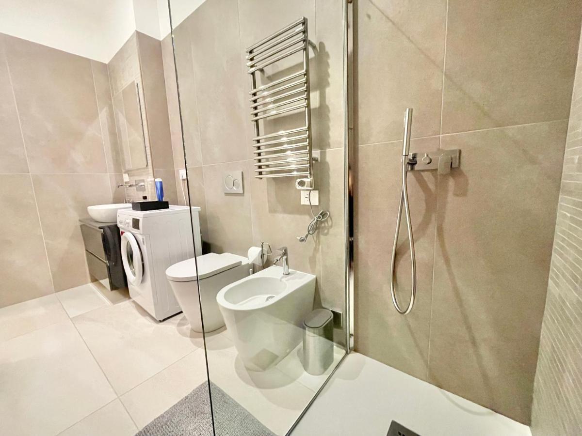 Elegance Duomo Apartment Milan Exterior photo