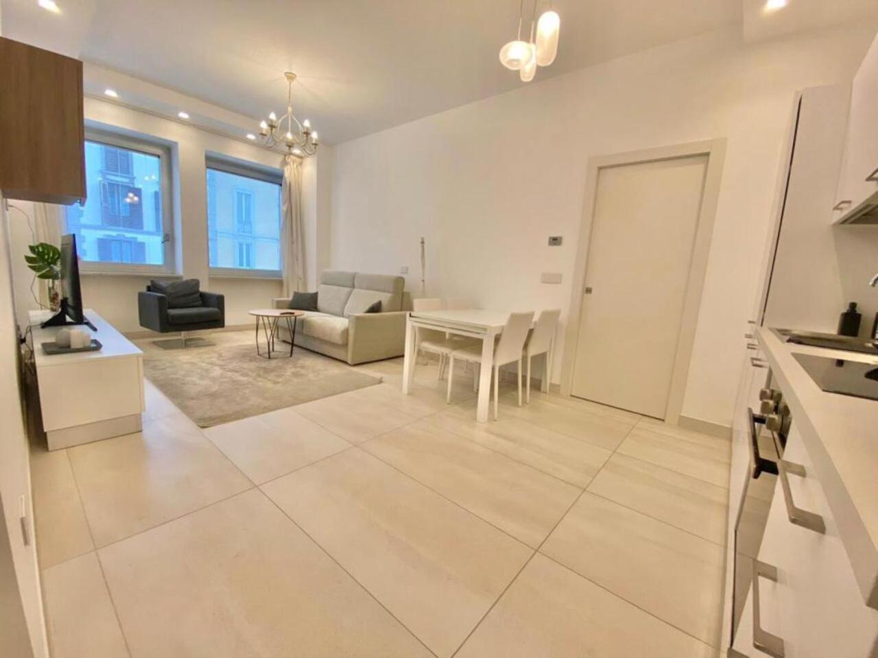 Elegance Duomo Apartment Milan Exterior photo